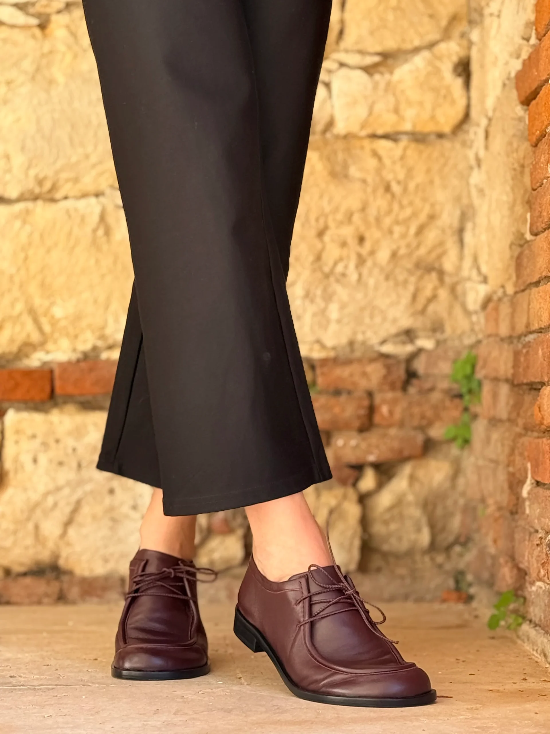 Tenebra Wine mocassino allacciato in nappa bordeaux - 2 cm - lavorazione artigianale - immagine 5