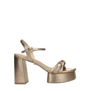 Sandali intrecciati. Tacco alto 11 cm