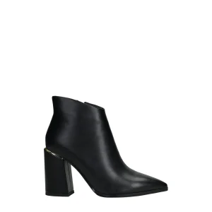 Tronchetti a punta. Tacco alto 9cm