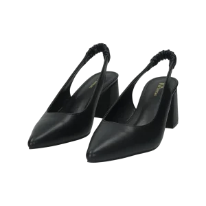 Décolleté con cinturino elasticizzato. Tacco alto 6cm