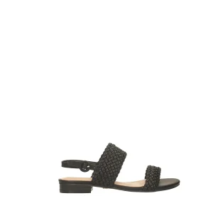 Sandali intrecciati
