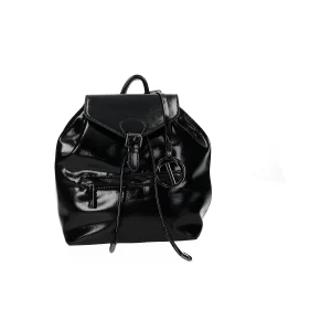 Zaino con patta di chiusura in vernice